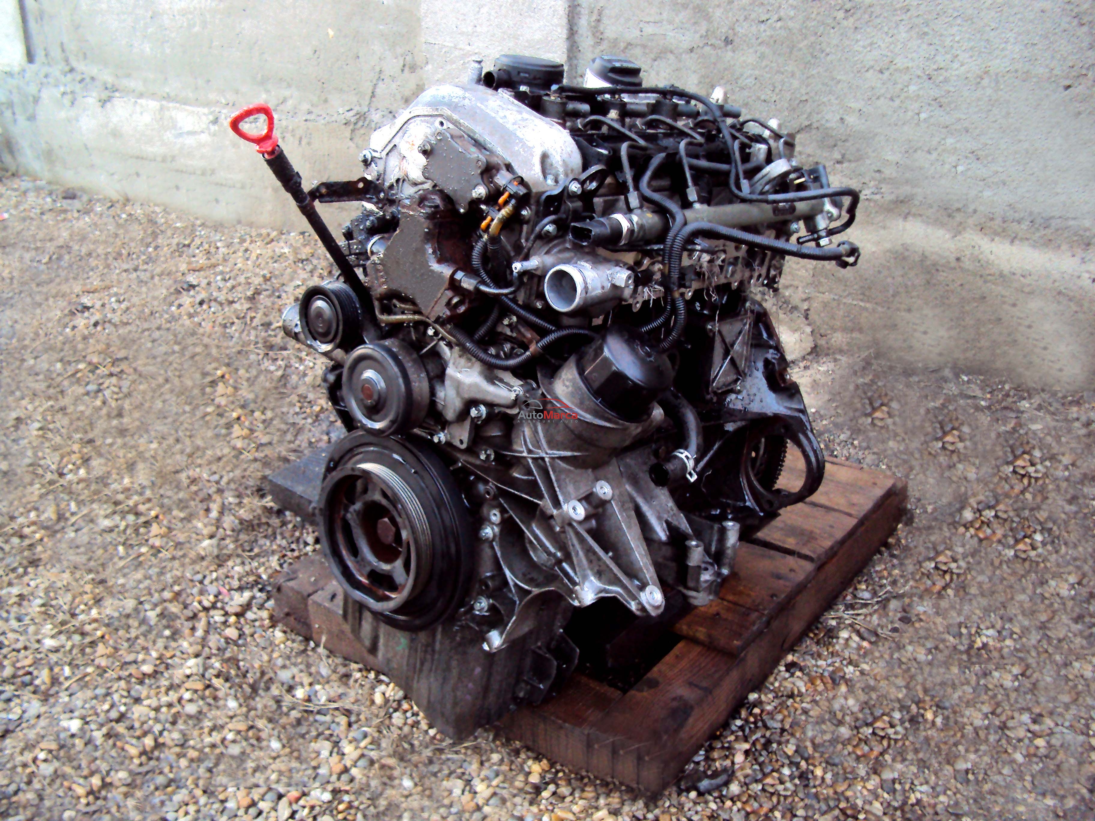 Motor 140000 km mercedes w210 e220 143cp...